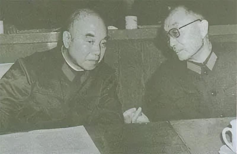 總參謀長(zhǎng)是副國(guó)級(jí)嗎，解析與探討，總參謀長(zhǎng)級(jí)別解析及探討，是否屬于副國(guó)級(jí)？