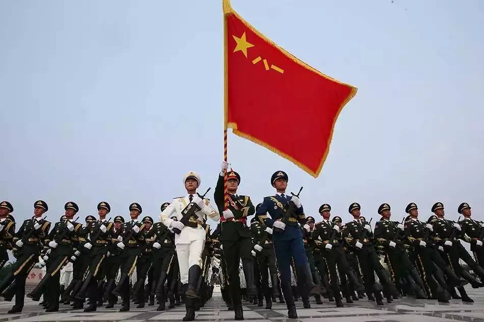 三軍儀仗隊女隊長，巾幗不讓須眉的杰出代表，三軍儀仗隊女隊長，巾幗不讓須眉的杰出典范