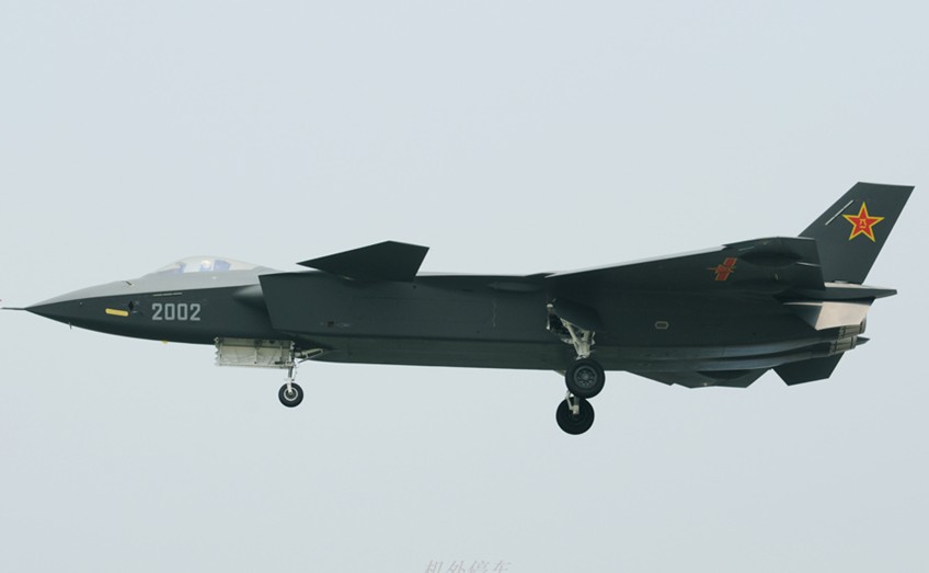 中國殲-20戰(zhàn)斗機，空中霸主的新紀元，中國殲-20戰(zhàn)斗機，空中霸主的新紀元啟航