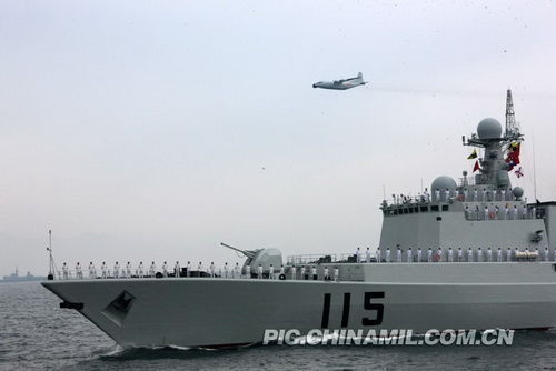 回顧輝煌瞬間，2009年海軍60周年閱兵視頻，回顧輝煌瞬間，海軍60周年閱兵盛典回顧