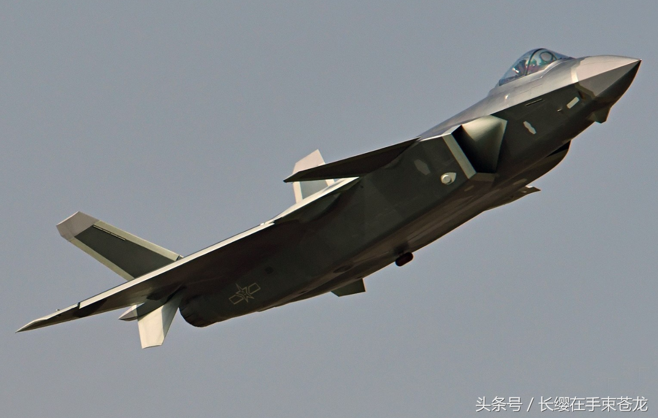 中國(guó)最新戰(zhàn)機(jī)殲-21，引領(lǐng)戰(zhàn)斗航空新時(shí)代，中國(guó)殲-21戰(zhàn)機(jī)引領(lǐng)戰(zhàn)斗航空新時(shí)代