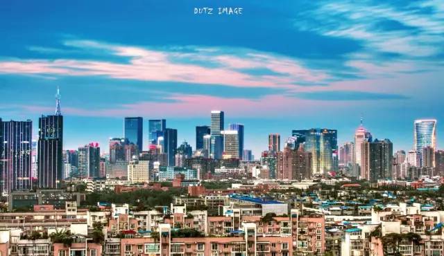 中國最適合旅游的城市，探索最美的風(fēng)景勝地，中國最美旅游城市探索，領(lǐng)略絕佳風(fēng)景勝地