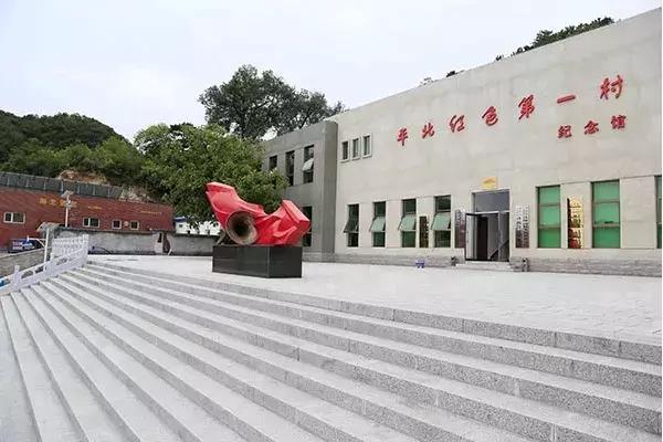 旅游團(tuán)去北京要多少錢，全面解析旅游費(fèi)用構(gòu)成與預(yù)算技巧，全面解析北京旅游團(tuán)費(fèi)用構(gòu)成與預(yù)算技巧，你需要知道的一切關(guān)于旅游團(tuán)去北京的費(fèi)用