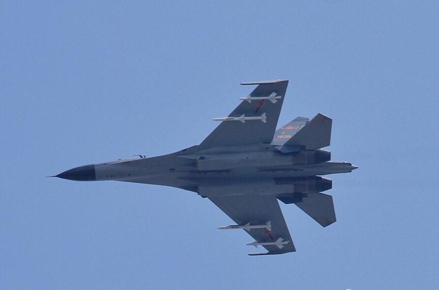 殲-11戰(zhàn)斗機(jī)高清圖片展示，殲-11戰(zhàn)斗機(jī)高清圖片展示，揭秘戰(zhàn)斗機(jī)的風(fēng)采