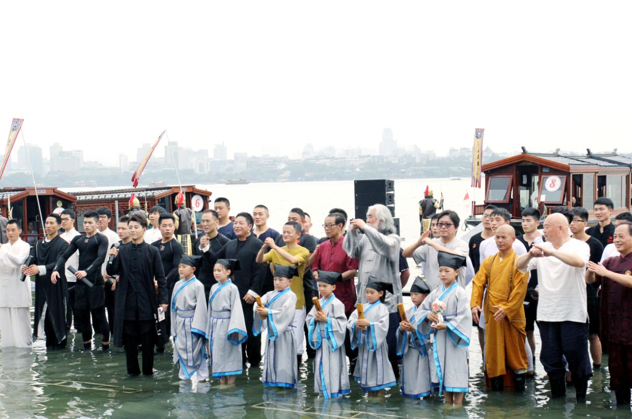 王中王手機(jī)論壇鐵殺一肖——深度探討與SEO優(yōu)化策略，王中王手機(jī)論壇鐵殺一肖，深度探討與SEO策略?xún)?yōu)化分享