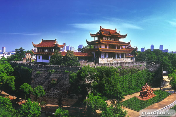 長(zhǎng)沙十大必去景點(diǎn)——探索千年歷史與美景的絕佳之地，長(zhǎng)沙十大必去景點(diǎn)——千年歷史與美景的極致體驗(yàn)地